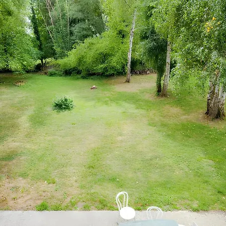 Maison Chaleureuse A Saints Avec Jardin Et Terrasse